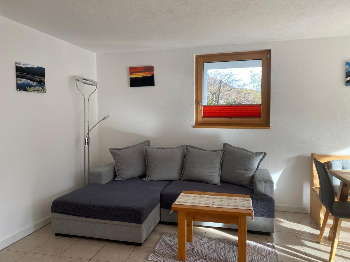Ferienwohnung In Tschlin Mit Panoramablick Exterior photo